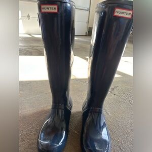 Hunter Boots Navy- Women size 8
